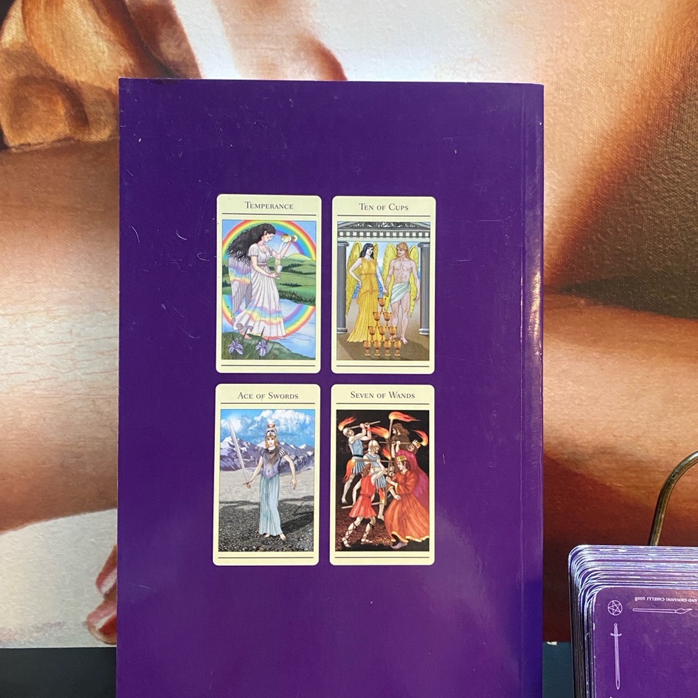 Tarot The New Mythic Tarot by Julien Sharman-Burke and Liz Greene - Picture 3 of 6